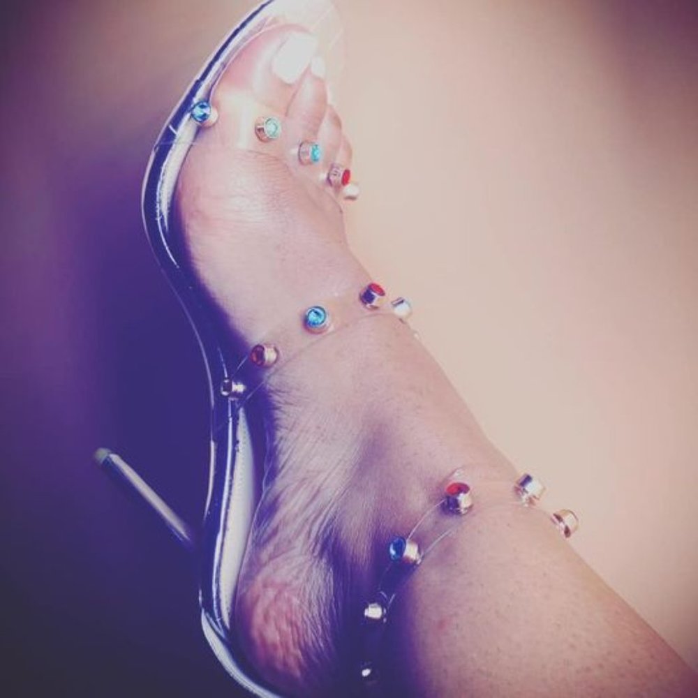 LADIES HEELS